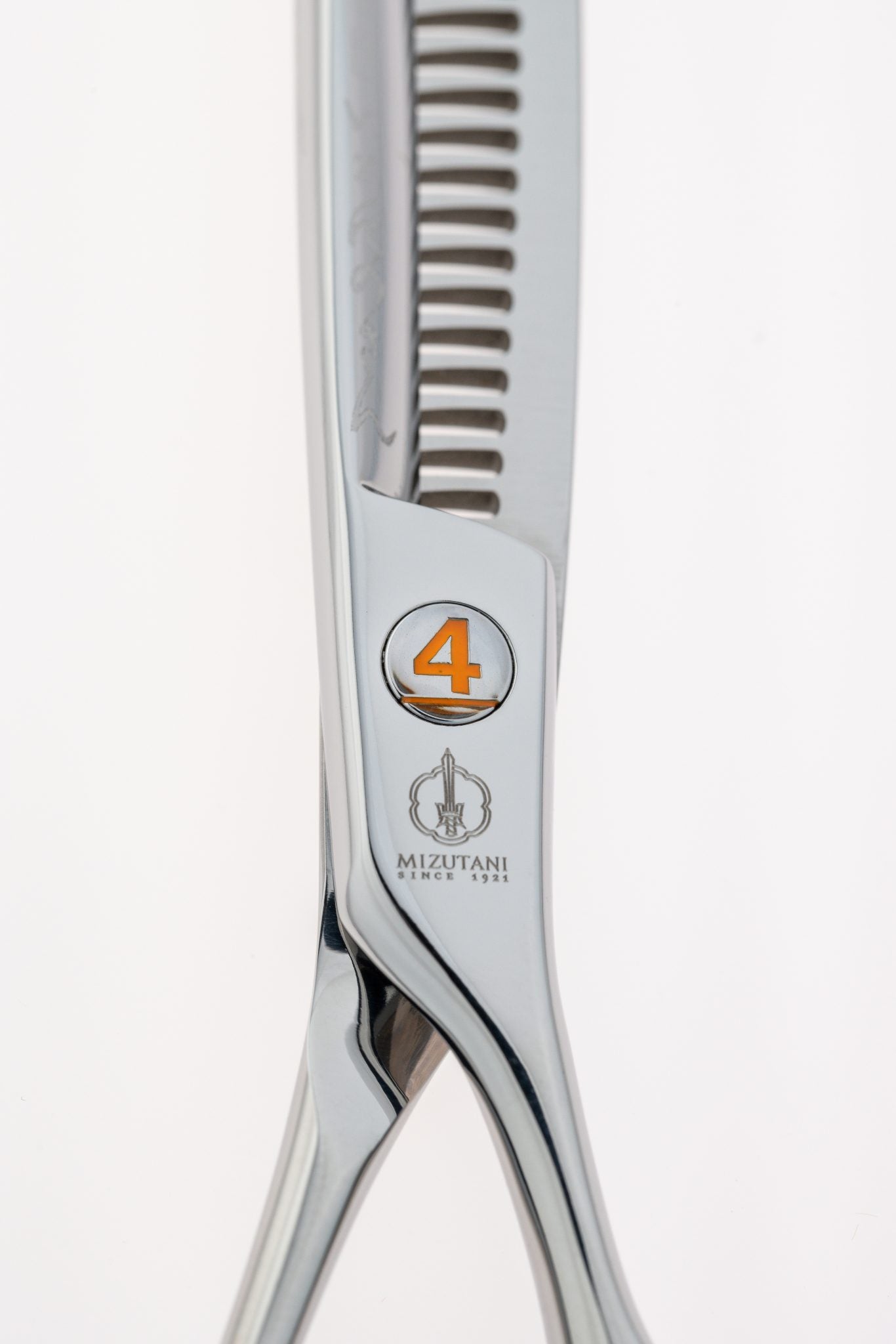 Ichi-Nino-San 4 – Mizutani Thinning Scissors You are here: HomeScissors