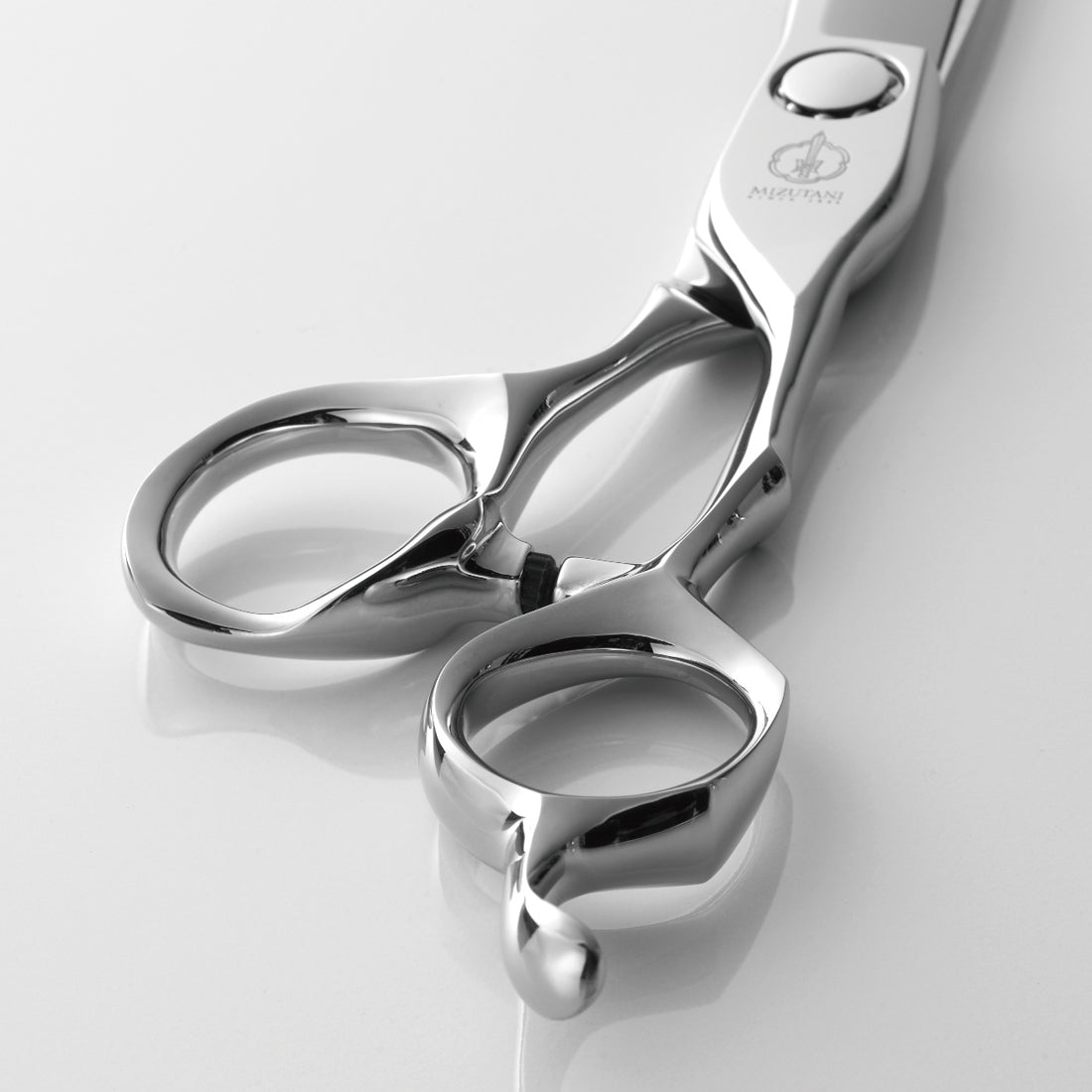 Sword DB-20 – Mizutani Hair Scissors